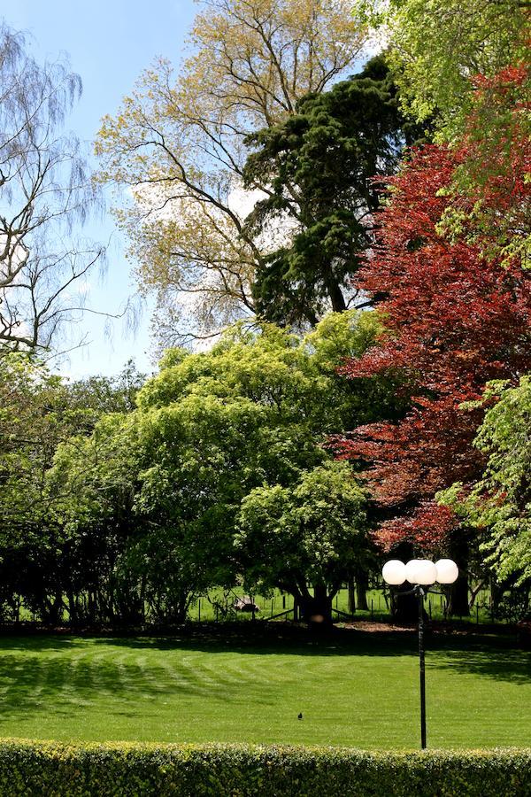 Oak Lane Lodge Hamilton Esterno foto